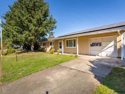 830 N 6th St, Aumsville, OR, 97325