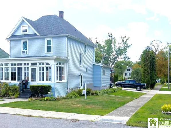 501 McKinley Ave, Dunkirk, NY 14048