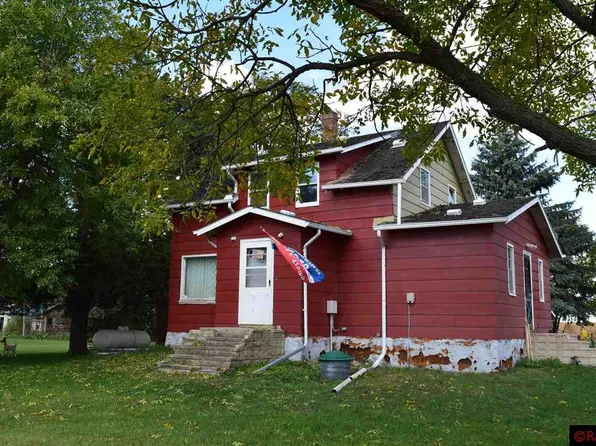 515 Cleveland Ave E, Winnebago, MN 56098