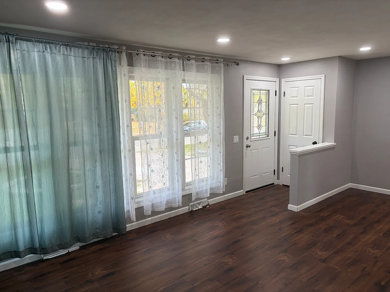 4 bed, 1800 sqft, $2,750 — Photo 3