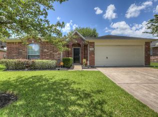 3204 Terrie Ln, Pearland, TX 77581
