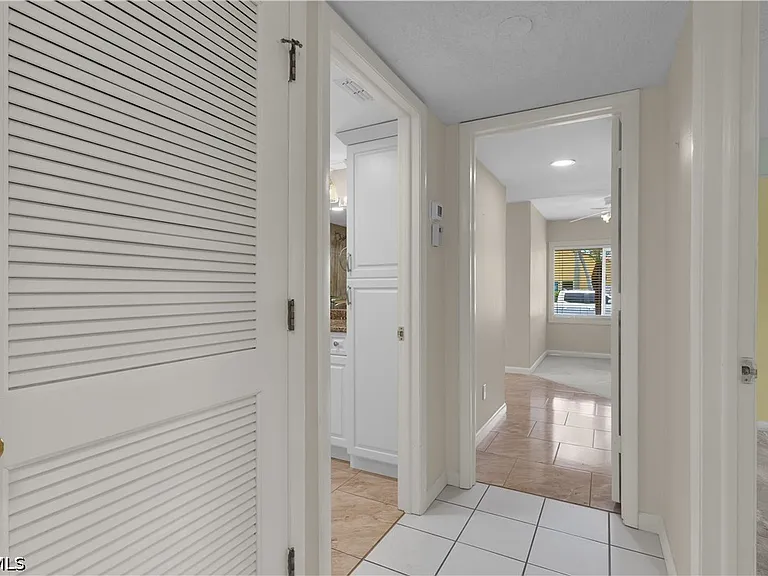 1409 SE 46th Ln #105 — Photo 27
