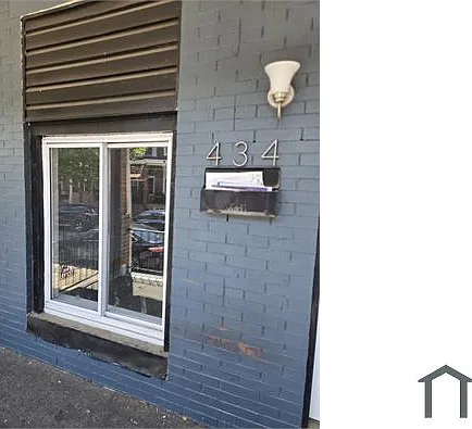 2 bed, 1000 sqft, $1,800 — Photo 1