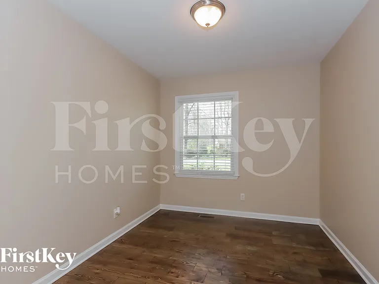 226 Heritage Pl — Photo 13