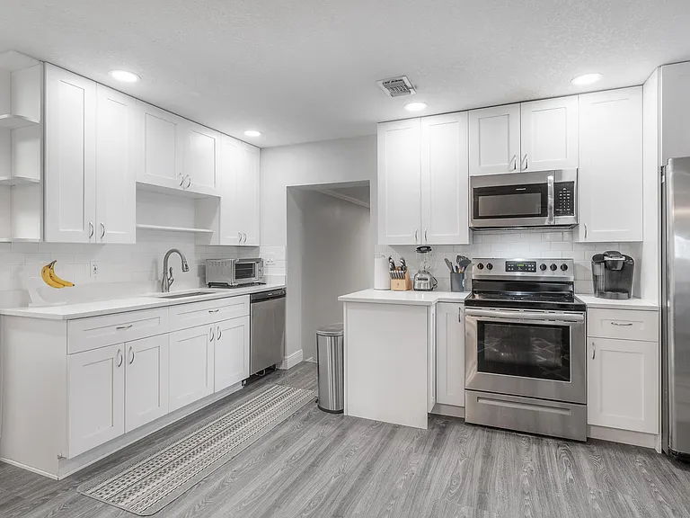 1428 E Mohawk Ave — Photo 8