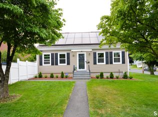430 Berkeley Rd, Fairfield, CT 06825