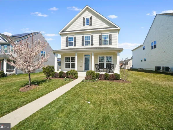 97 E Green St, Middletown, MD 21769
