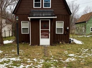 22 Olive Ave, Lakewood, NY 14750