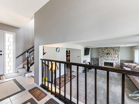 3rd image of 2050 Audubon Dr