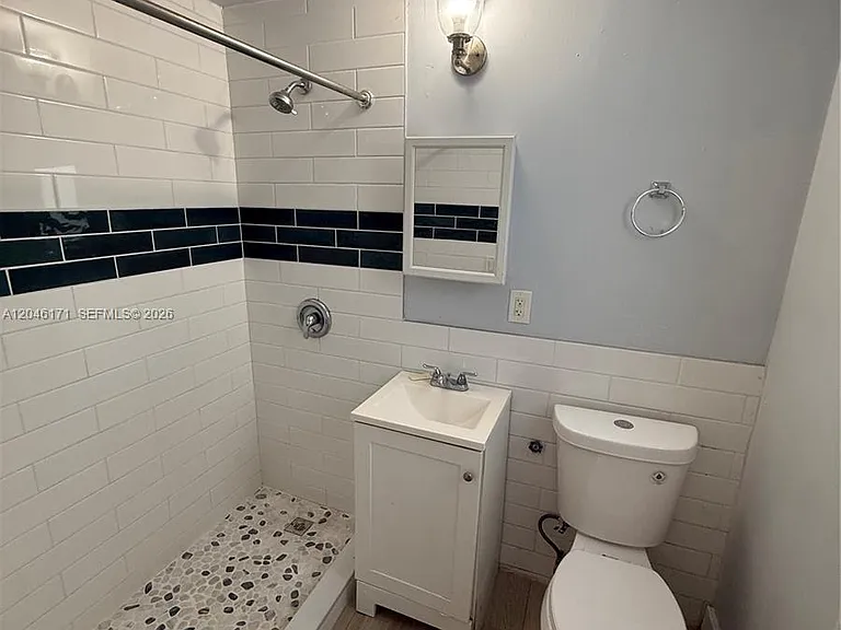 1450 Lenox Ave #5 — Photo 16