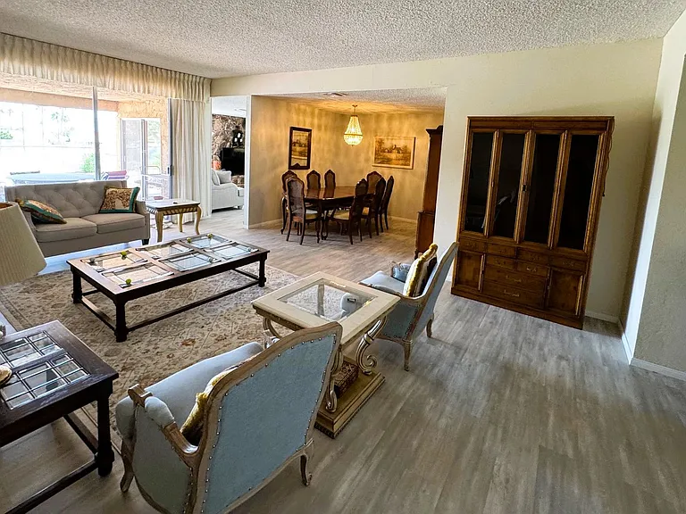 9350 Clubhouse Blvd — Photo 17