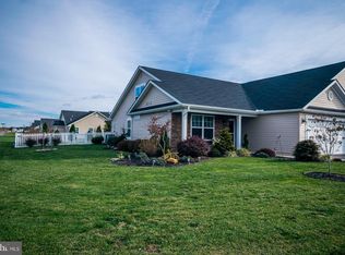 15 Chennault Trl, Falling Waters, WV 25419
