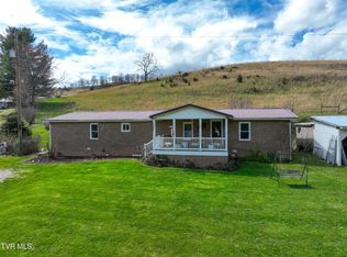 637 Long Hollow Rd, Nickelsville, VA 24271