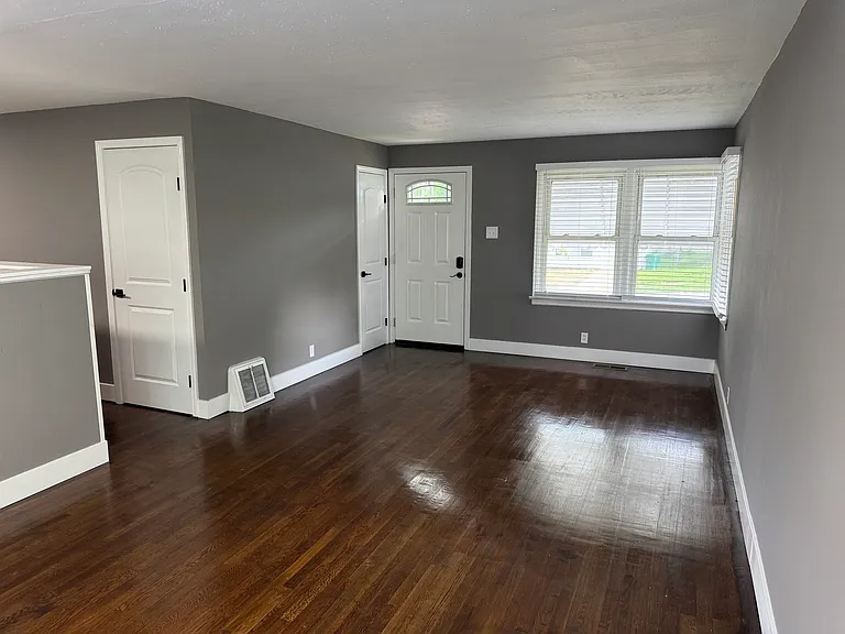 1141 Kilgore Dr — Photo 8
