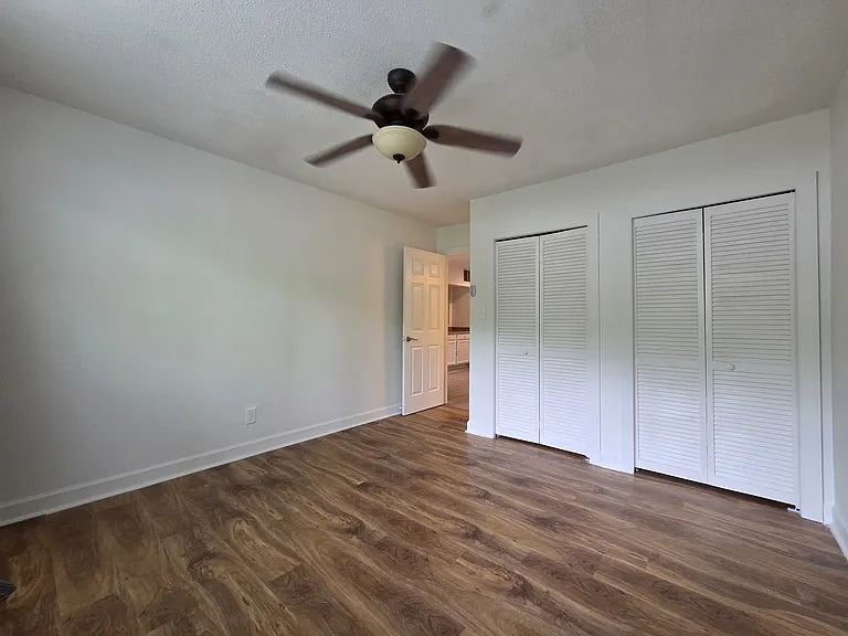 23 Longbow Ct — Photo 10
