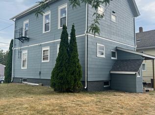 86 Magill St FLOOR 2, Pawtucket, RI 02860