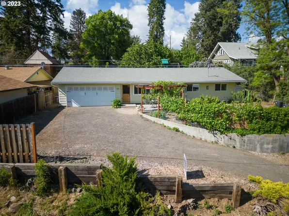 321 W Byars Ave, Goldendale, WA 98620