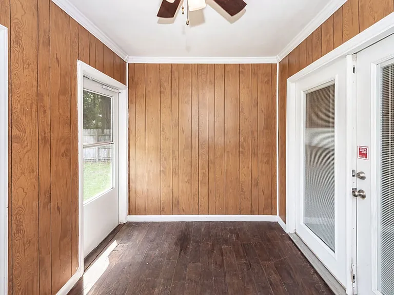 2126 State Rd — Photo 43