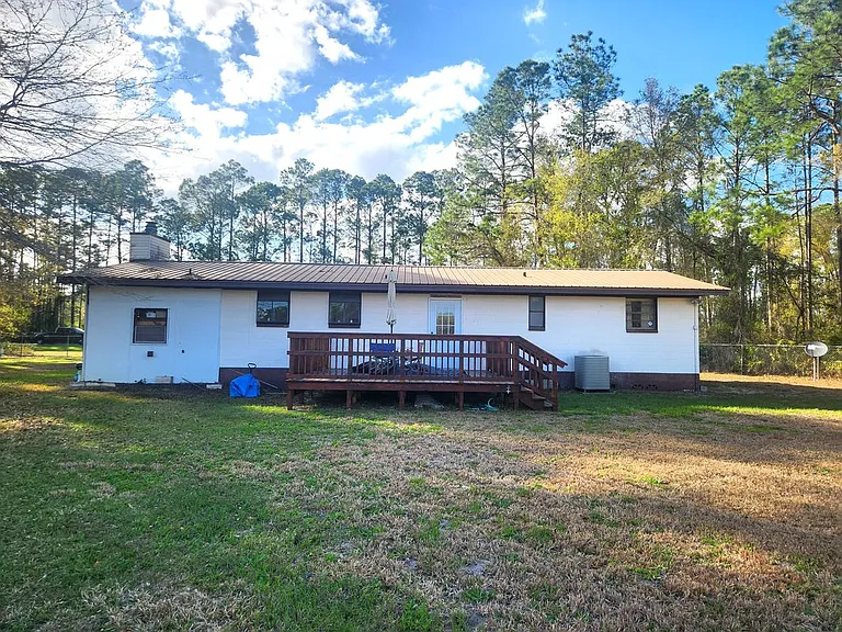 2355 SE State Road 100 — Photo 19