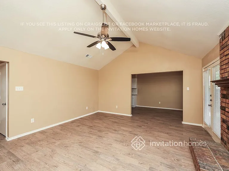 1337 Greenbriar Ln — Photo 6