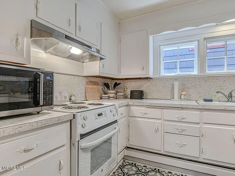 83 Cookman Ave — Photo 9