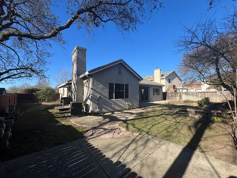 9721 Toscano Dr — Photo 54
