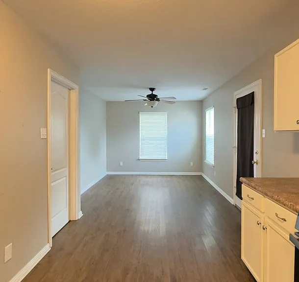 420 Smokey Hill Rd — Photo 13