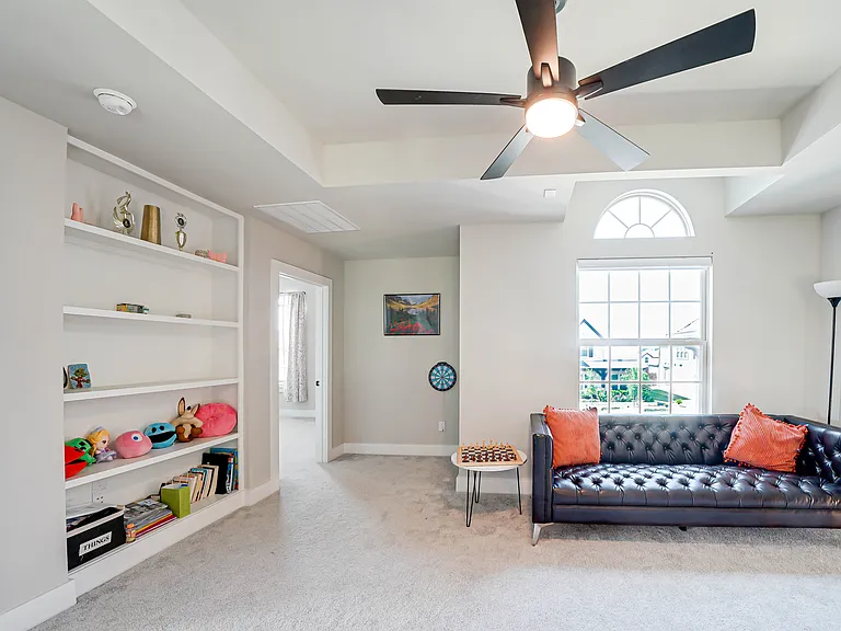 727 Stearman Ln — Photo 27