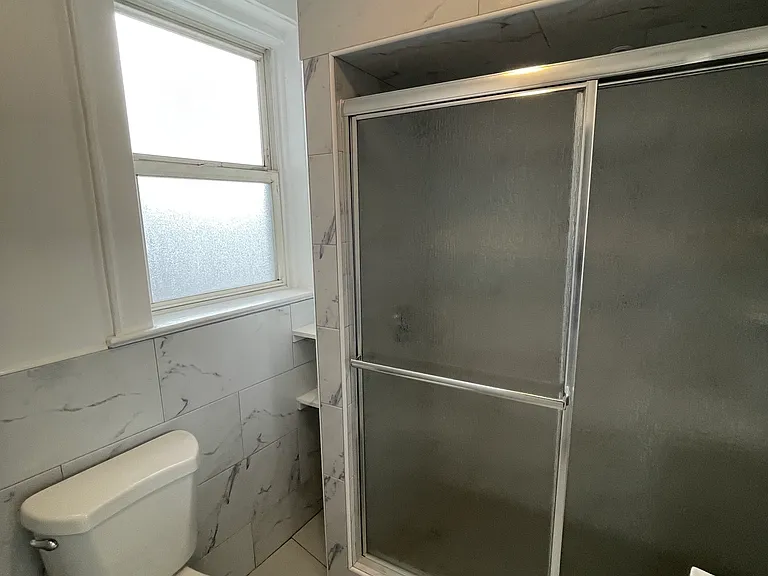 127-129 Grafton Ave #3 — Photo 8