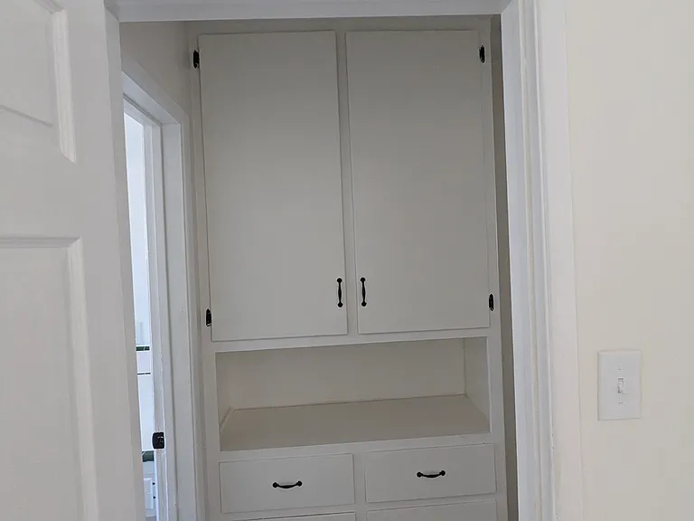 9236 California Ave — Photo 6