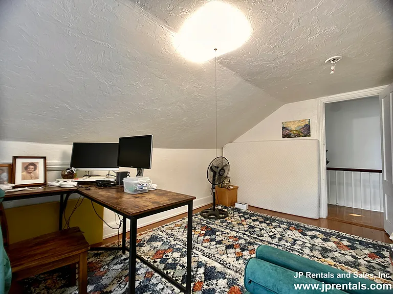 388 Centre St #2 — Photo 15