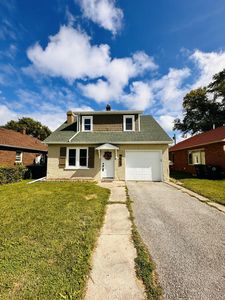 223 S Ash St, Hobart, IN, 46342