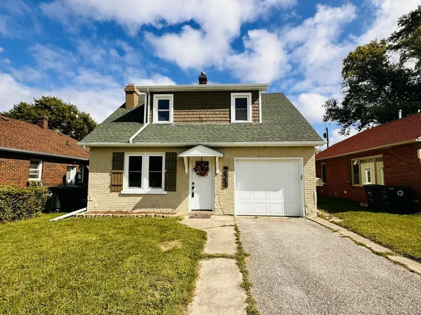 223 S Ash St, Hobart, IN 46342