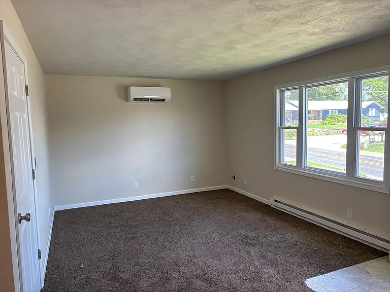 624 S Main St — Photo 5