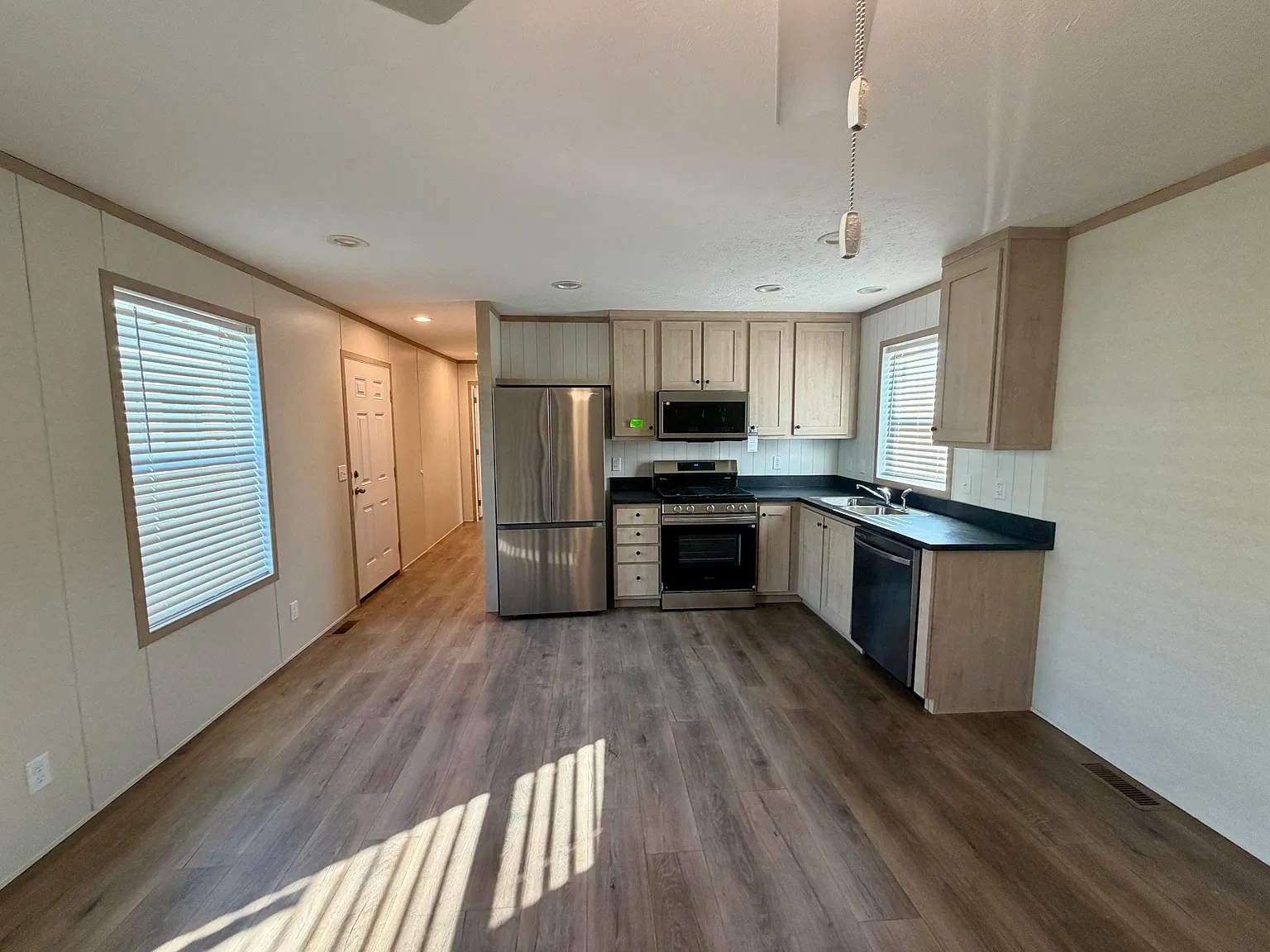 Coming Soon To Warren Estates! — Photo 2