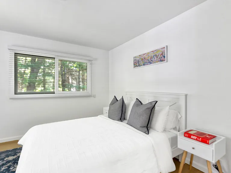 44 Montauk Ave — Photo 10