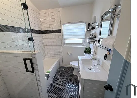 7432 Deerwood Ave — Photo 17
