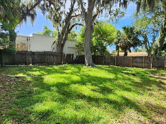 3rd image of 7919 Grand Blvd