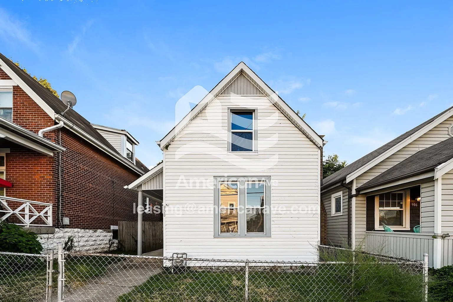 908 Maple Ave photo 1