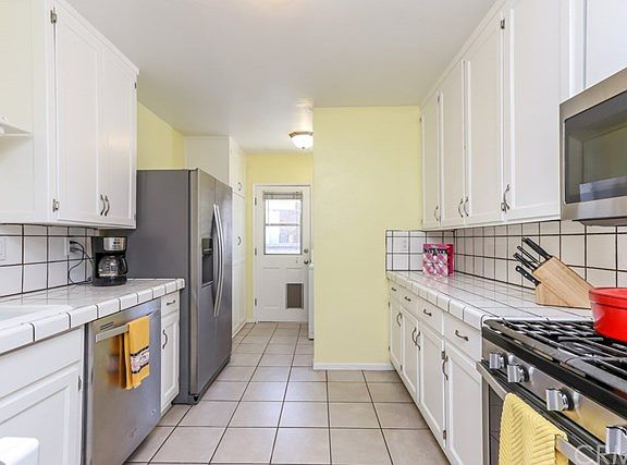 5th image of 4460 Conquista Ave