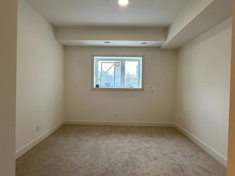16 Melbourne Ave #109B — Photo 12