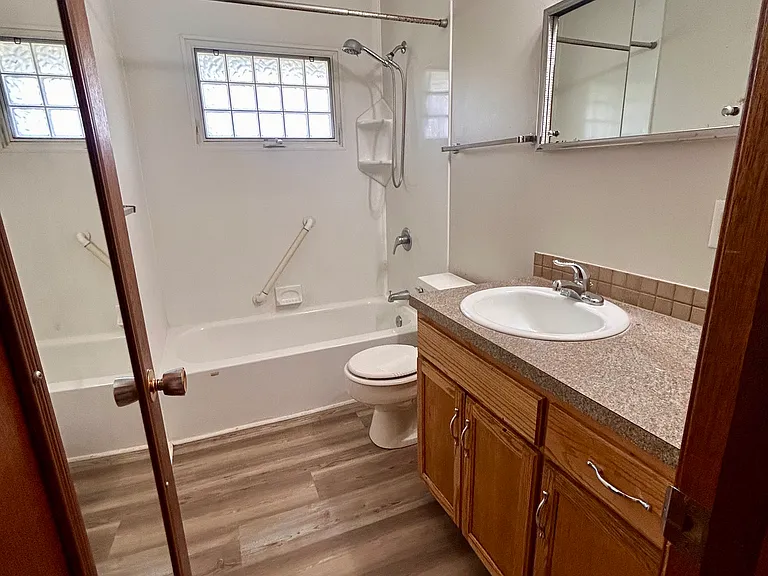 145 Wedgewood Dr #139 — Photo 7