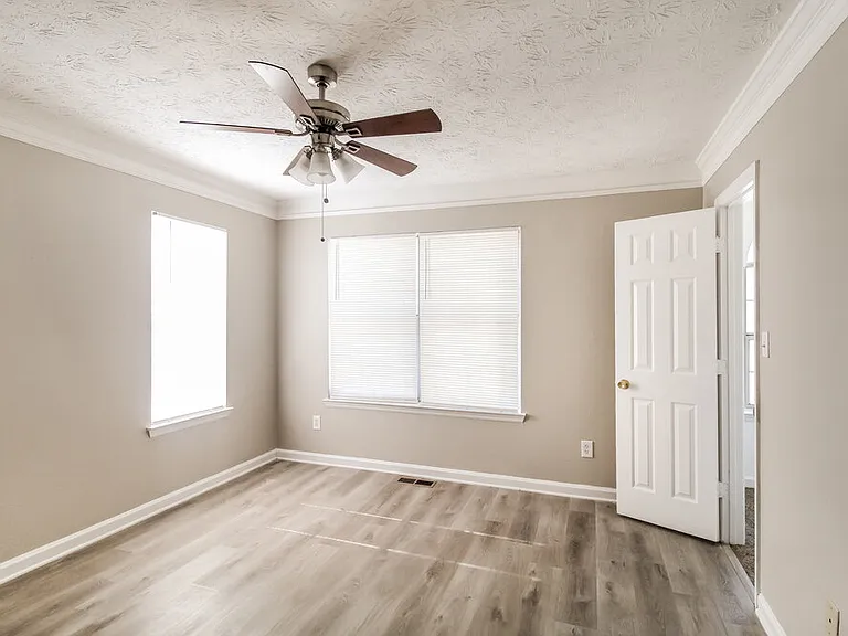 2996 Rapids Dr — Photo 10