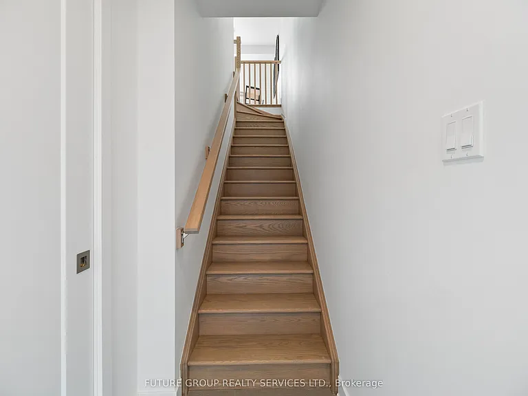34 Poplar Ave #3 — Photo 2