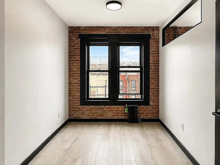 248 Mott St #14-13 — Photo 8