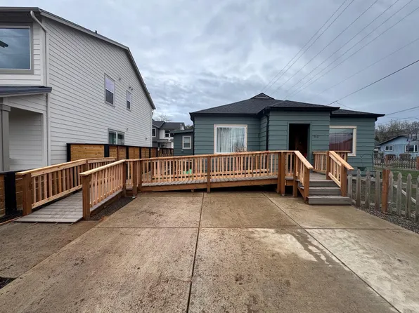 510 S 7th St, Independence, OR 97351