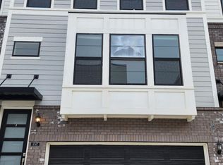 9747 Junction Sta, Fishers, IN 46037