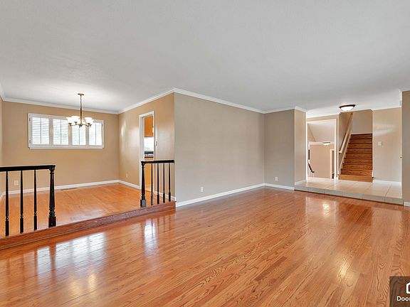 3rd image of 1525 Montellano Dr
