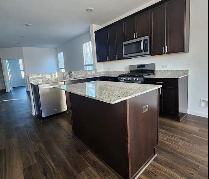 23415 Cranberry Grader Ln — Photo 1