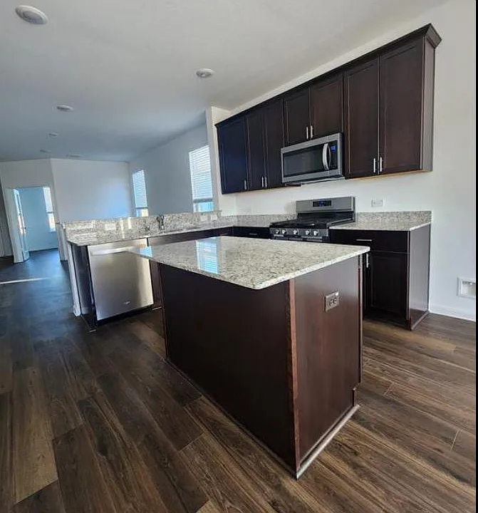 23415 Cranberry Grader Ln